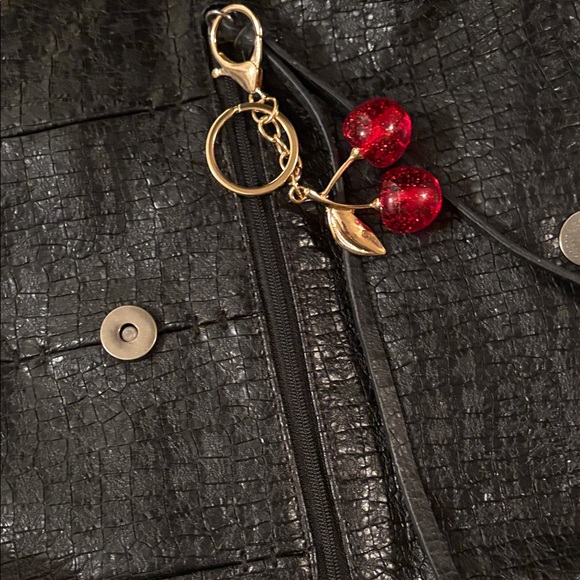 Jessica Simpson Textured Black Shoulder Bag - Picture 5 of 11